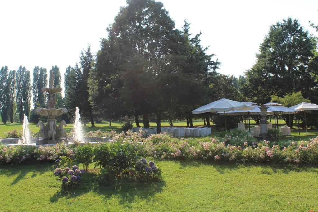 Villa Belvedere 1849 Misano di Gera dʼAdda 외부 사진
